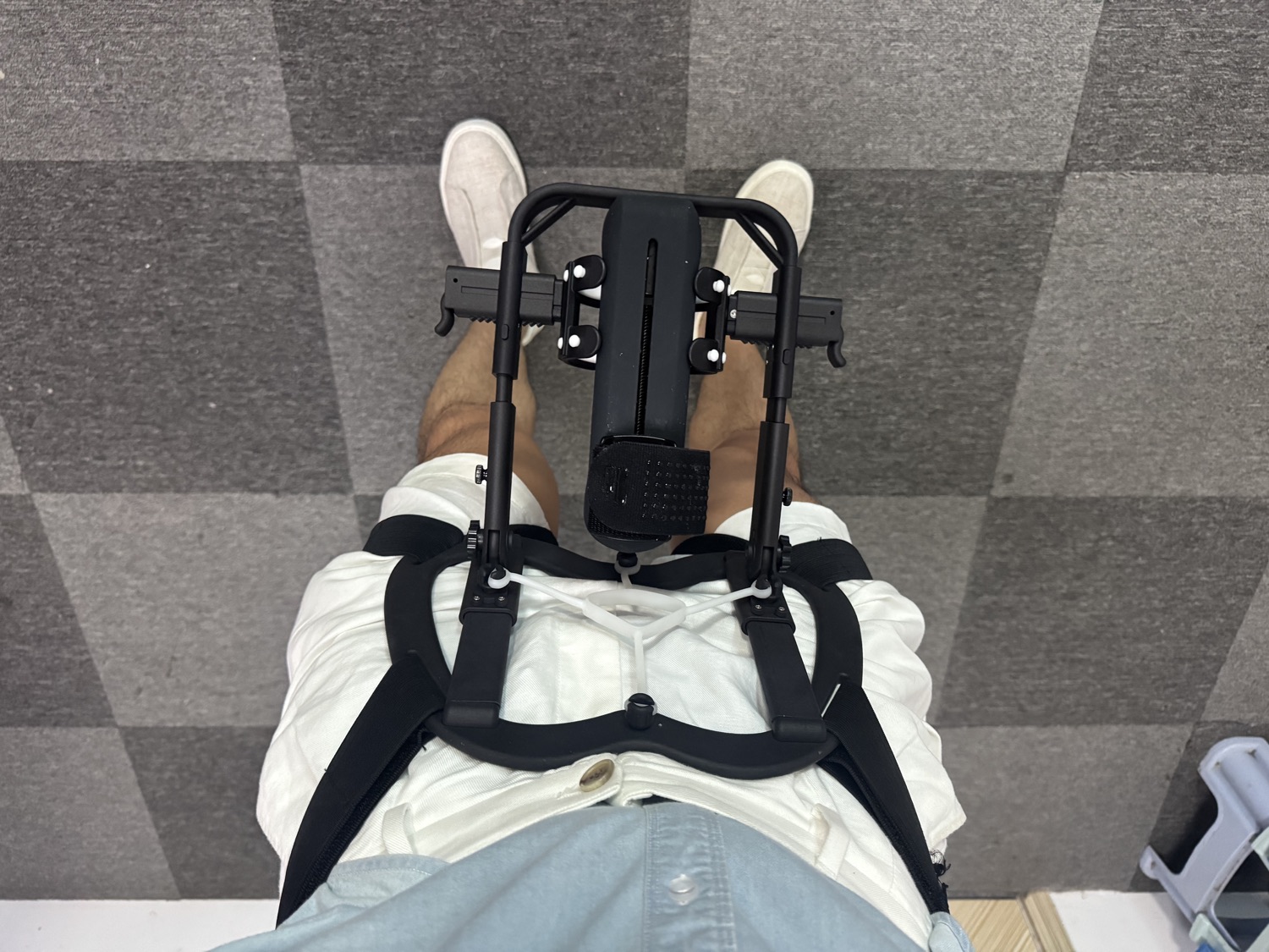Clothed fit reference for the modular VR mount